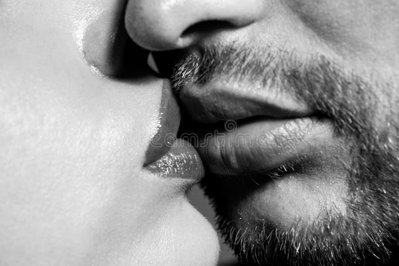 Oral Seksdə Partnyoru Necə Razı Salmalı: Peşəkar Bələdçi